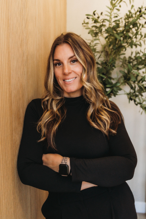 Nicole, licensed massage therapist in Naperville IL